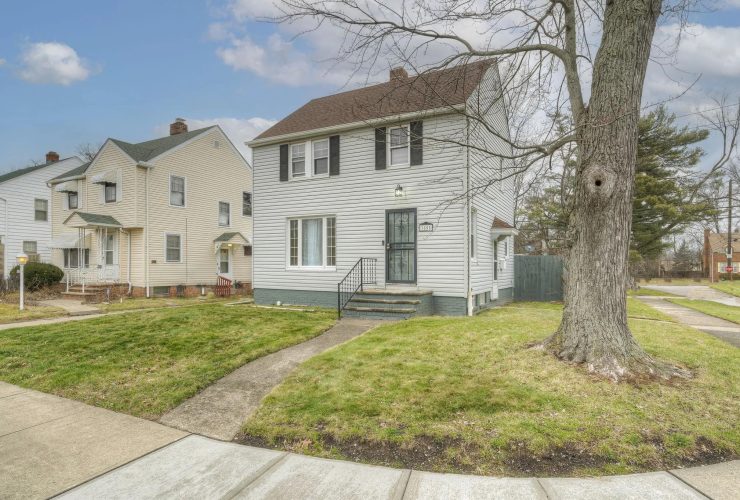 Explore Universal Studios Orlando with Pet-Friendly Vacation Rentals